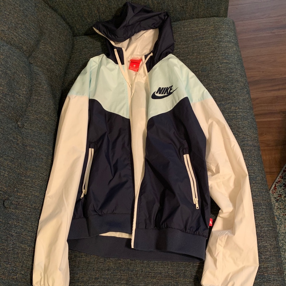 Nike windbreaker